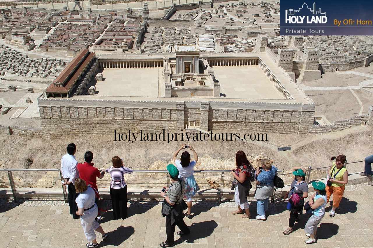 Walking History’s Path: Unforgettable Israel Tours with a Native Guide