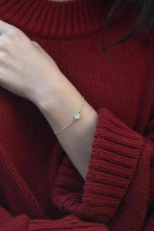 16.  The bracelet