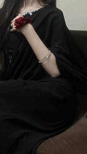 I wanna kiss your lips