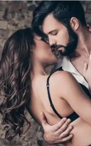 Bathroom romance 🔞🔥 pu$y m@in jau 🥵🔥