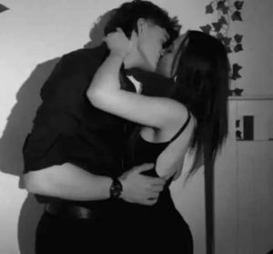 Aadesh & riva kissing scene 🔥