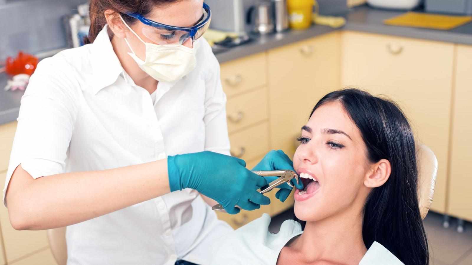 Affordable Wisdom Tooth Removal in Penrith: What to Know Before Booking