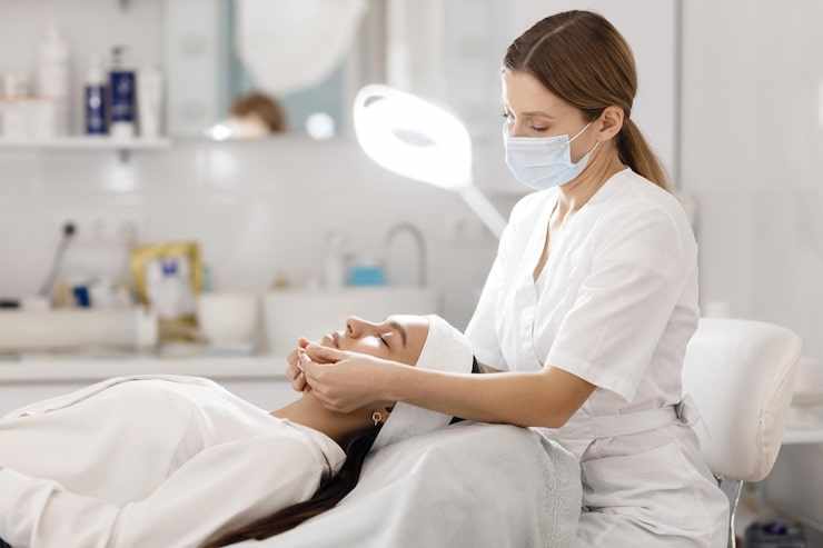 Dermatologist Images - Free Download on Magnific (formerly ...