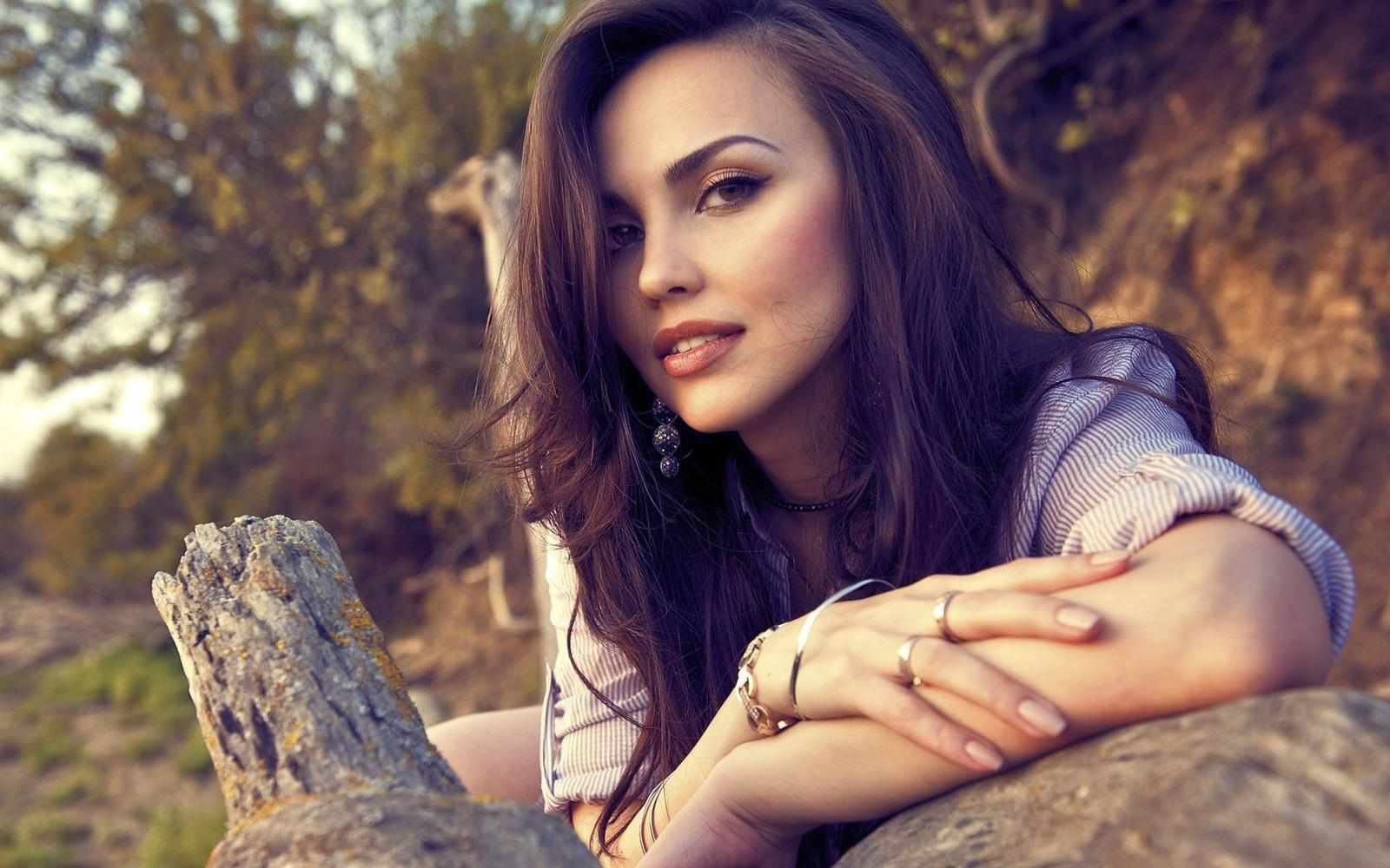 Experience Elite Companionship with Inlute