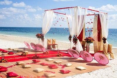 Choosing Between Dreams Playa Mujeres and Dreams Riviera Cancun for Your Wedding