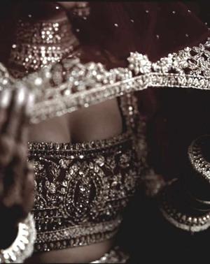 Authordevanshi  logo