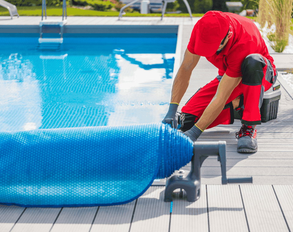Affordable Pool Cleaning Service in Parkway, CA