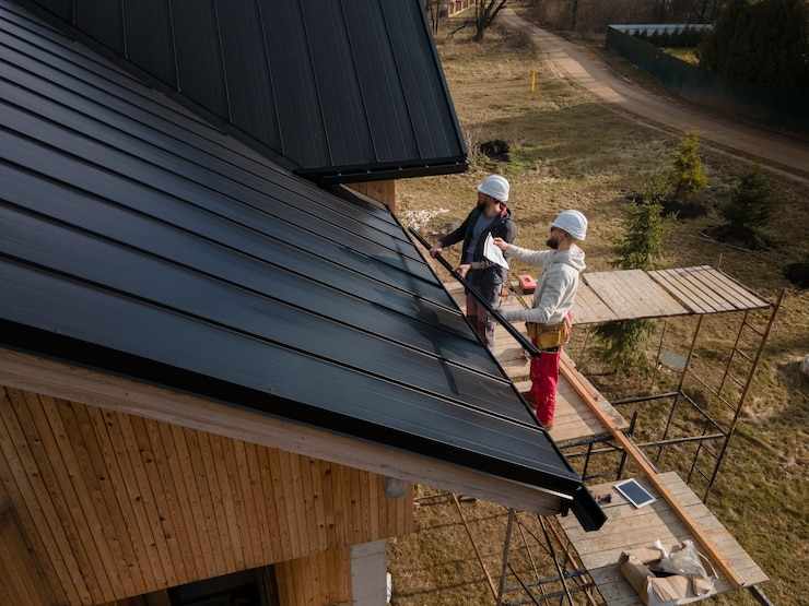 Homeowners Are Choosing Standing Seam Roofing: Discover the Benefits