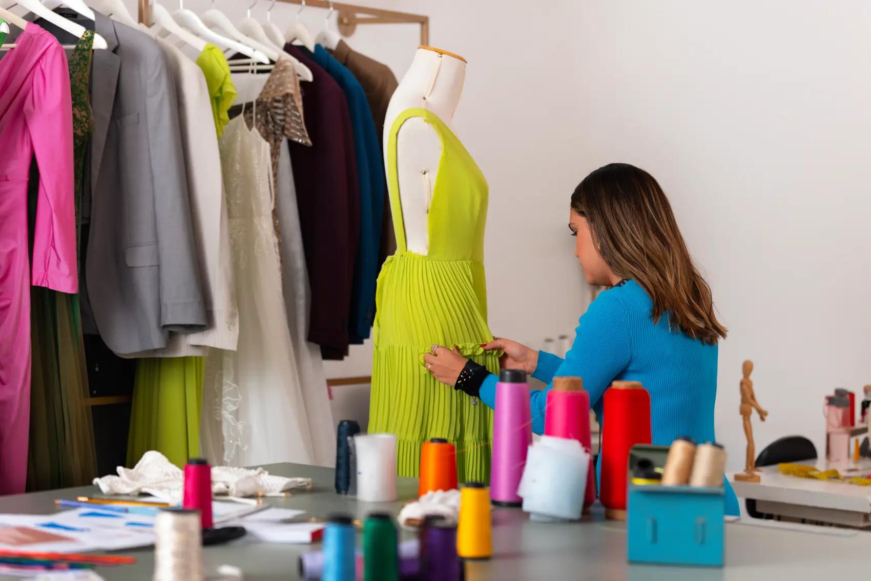 Why Choosing the Right Fashion Designer in Jaipur Can Transform Your Ethnic Style