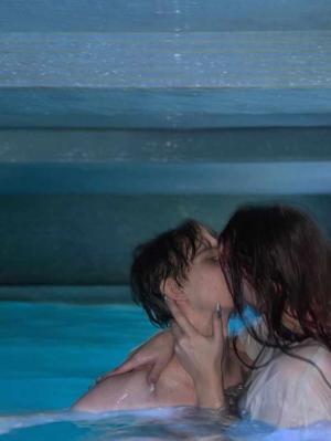 F!ngering under the pool h๐t wild s*x on sofa.