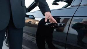 Why Choosing a Car or Limo Service for Seattle Airport is a Game Changer