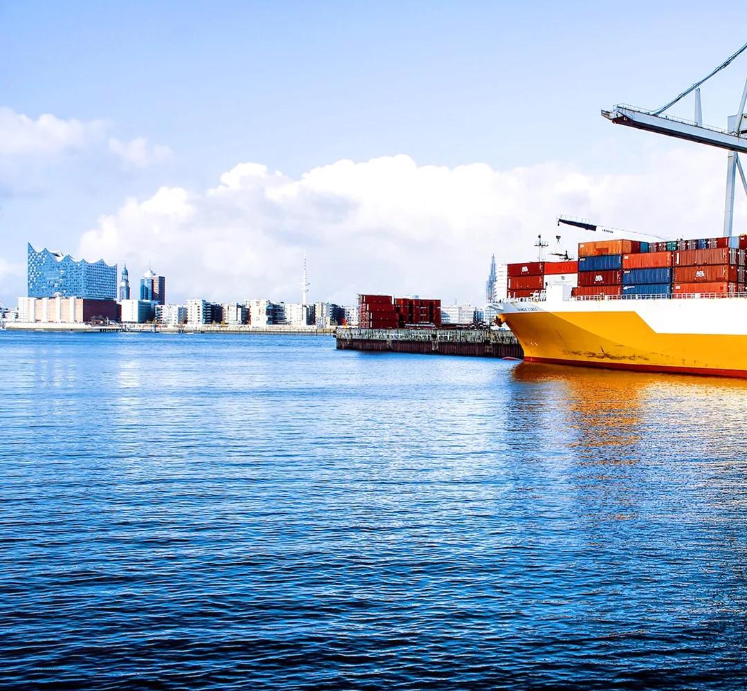 Why Supply Chains Succeed with a Stable Asia–Europe Shipping Line