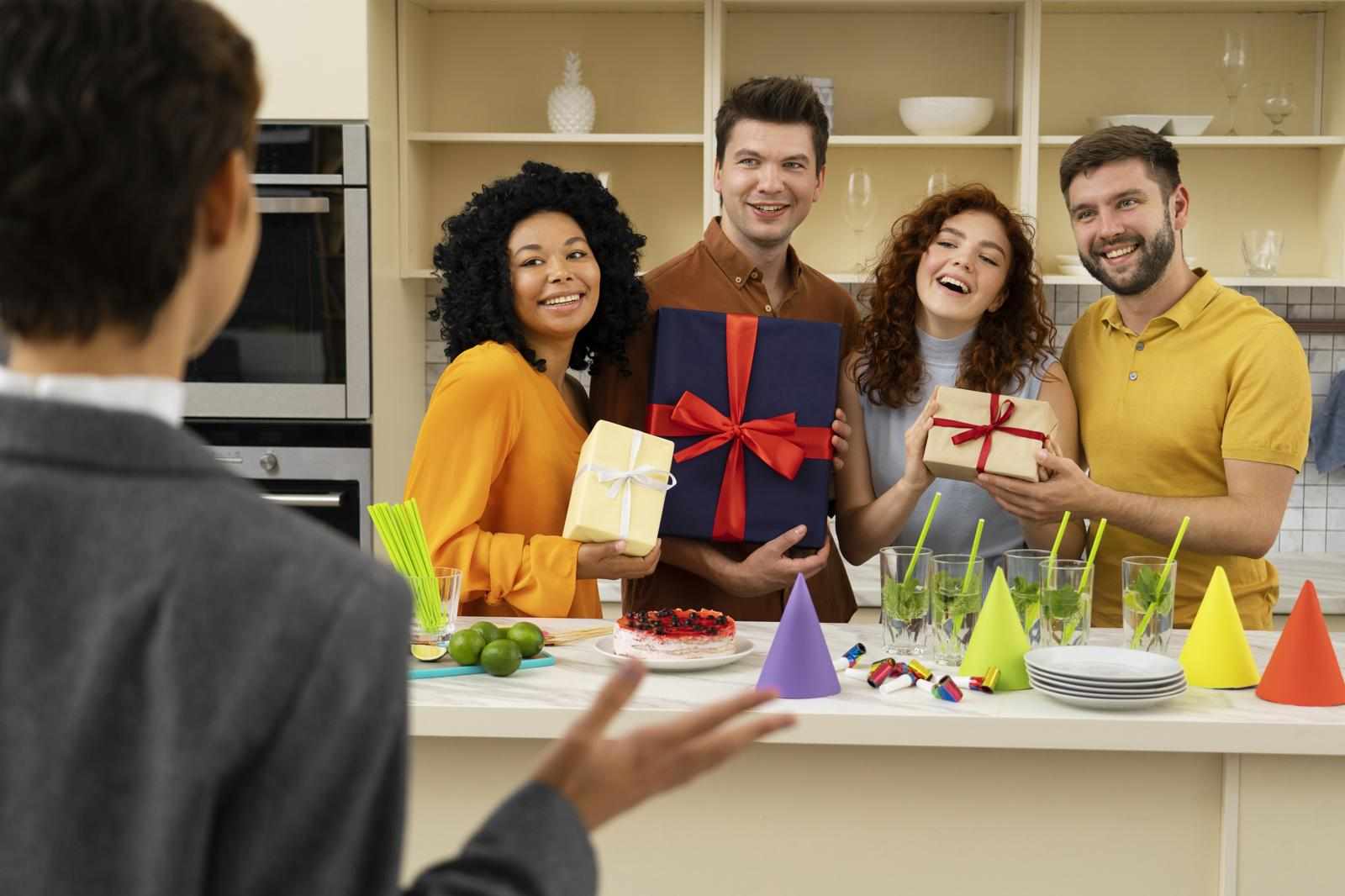 Unique New Year Gifts for Clients and Employees That Build Strong Business Relationships