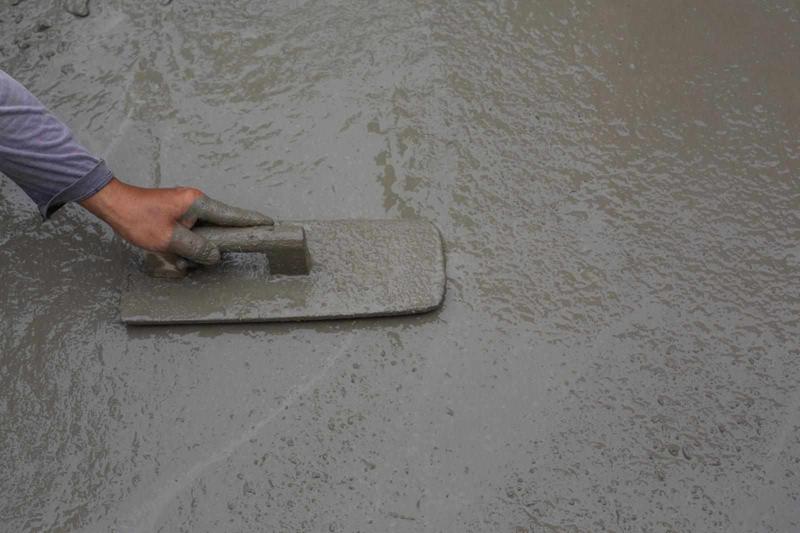 Self Levelling Concrete: A Fast and Simple Way to Fix Uneven Floors