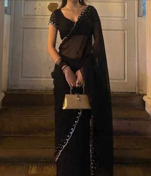 Chapter 6: Black Saree