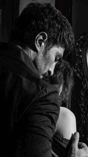 Chapter 34: Zeher ~ Chapter 35: Hairat