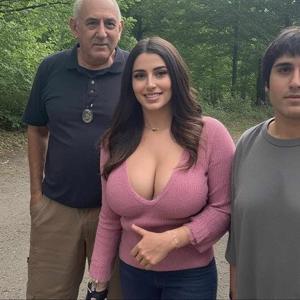 Unsatisfied Wife Got Fucked By Her Father-In-Lawπ¦(3)