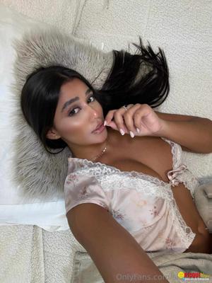 Father In Law And His Sexy Bahu β The Horny Sex β 2π