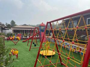 Top 10 Outdoor Games to Enjoy at a Family-Friendly