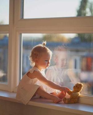 3. Fingerprints on the Glass
