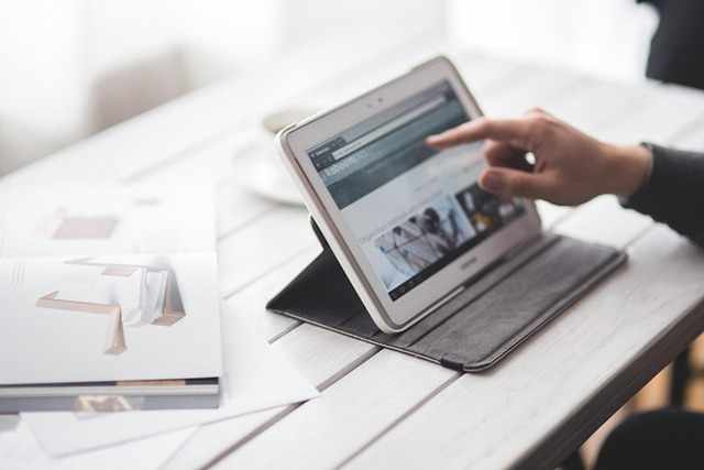 Tablet POS Stand: The Ultimate Solution for Modern Businesses.