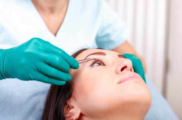 Can cosmetic dermatology treat wrinkles and fine lines?