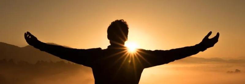 "Embracing the Serenity: The Art of Waking Up to a Beautiful Morning"
