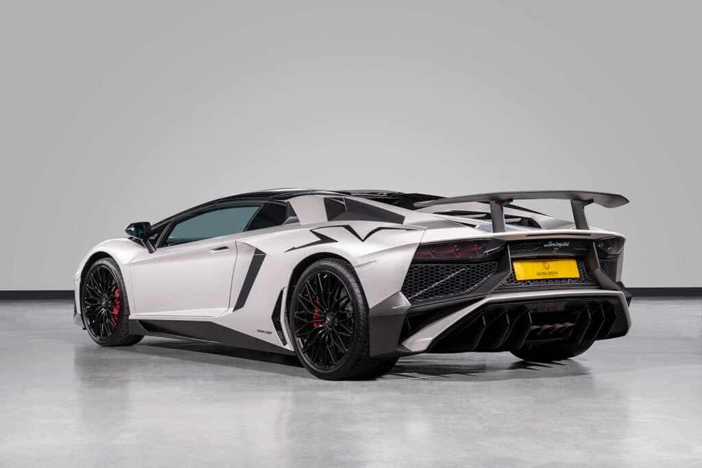 Why the UK Is the Best Place for Supercar Rentals