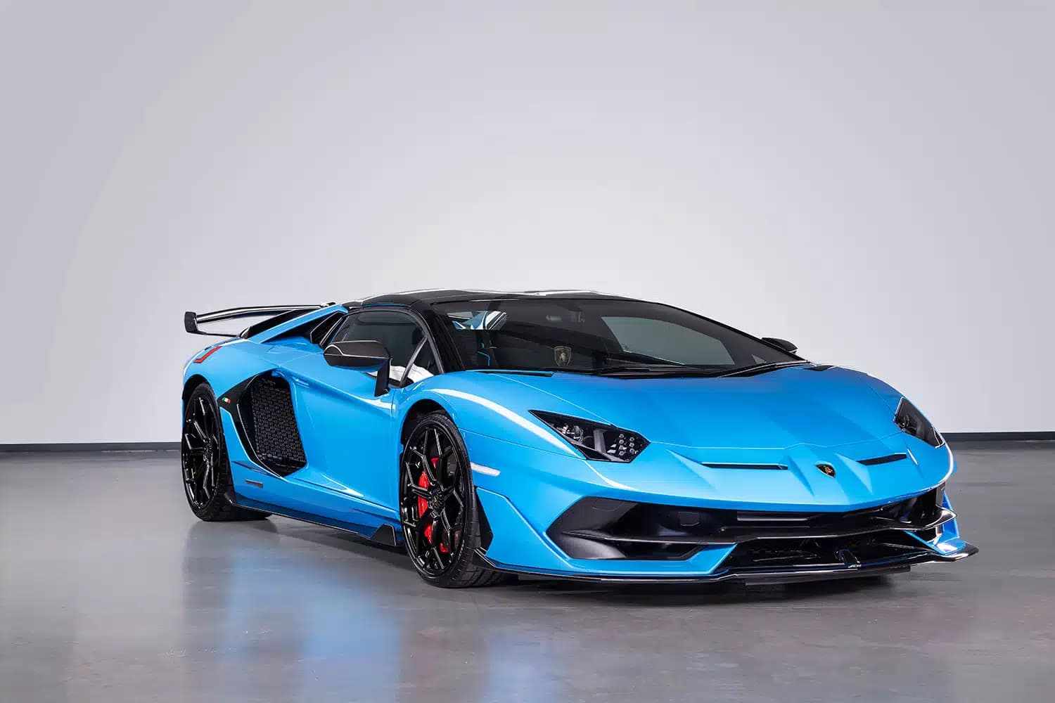 Top Reasons to Hire a Sports Car for Your Next Adventure