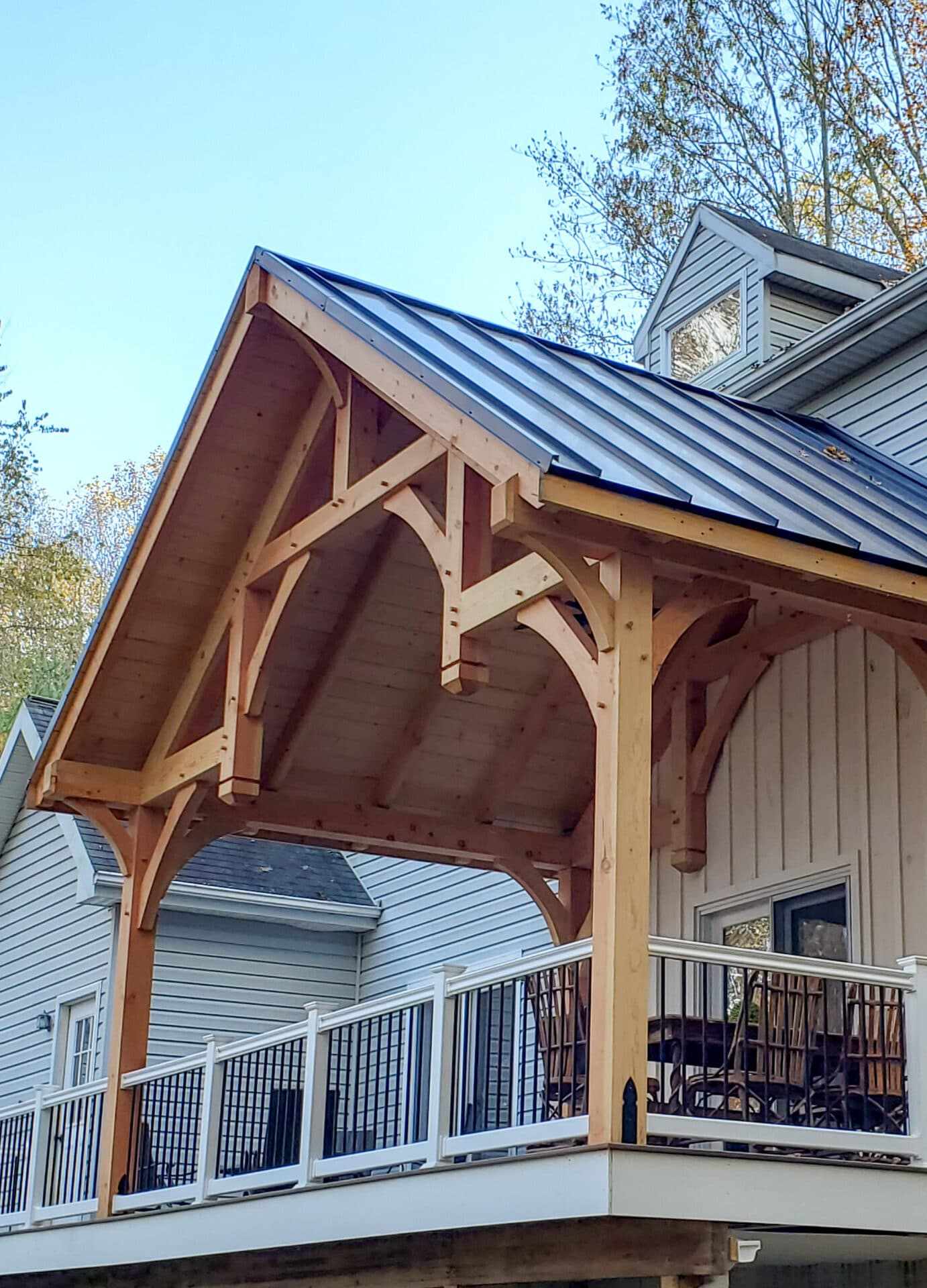 How to Choose the Right Porch Builder for Your Home
