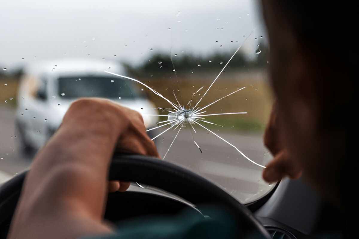Cracked Windshield While Driving in Passaic County? Here’s What to Do Next