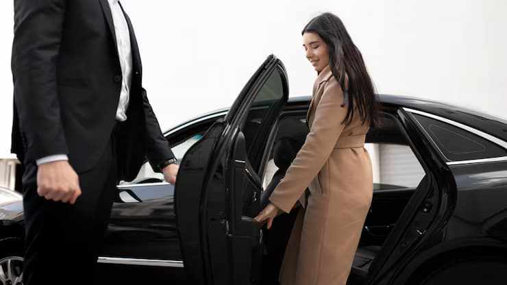 Luxury Chauffeur Service in Nashville – Arrive in Style and Comfort