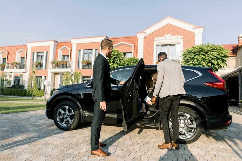 Top Benefits of Choosing Private Car Service for Your Next Trip