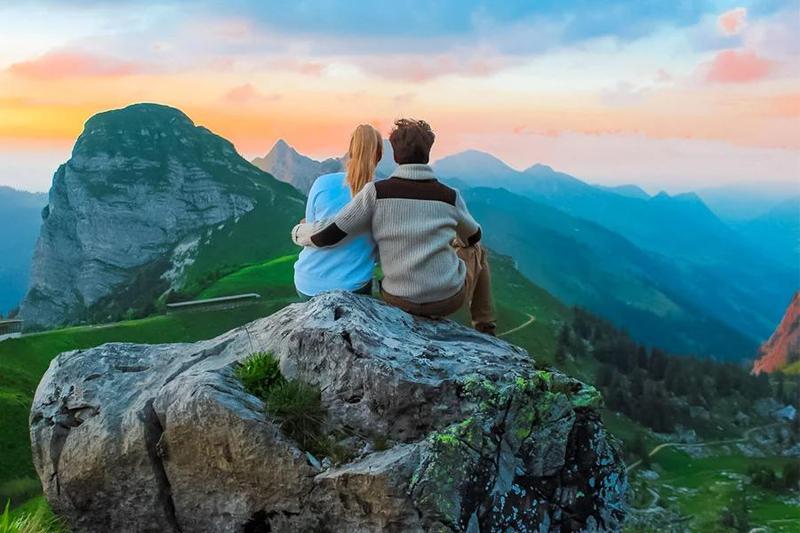 Love in the Mountains: Why Manali is the Ultimate Getaway for Newlyweds