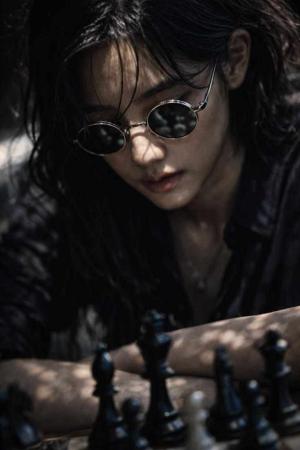 रात के अंधेरे में चीखें भी गुम हो जाती हैं।