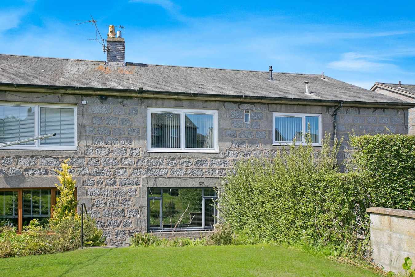 Where Can You Find the Best Holiday Lettings in Aberdeen?