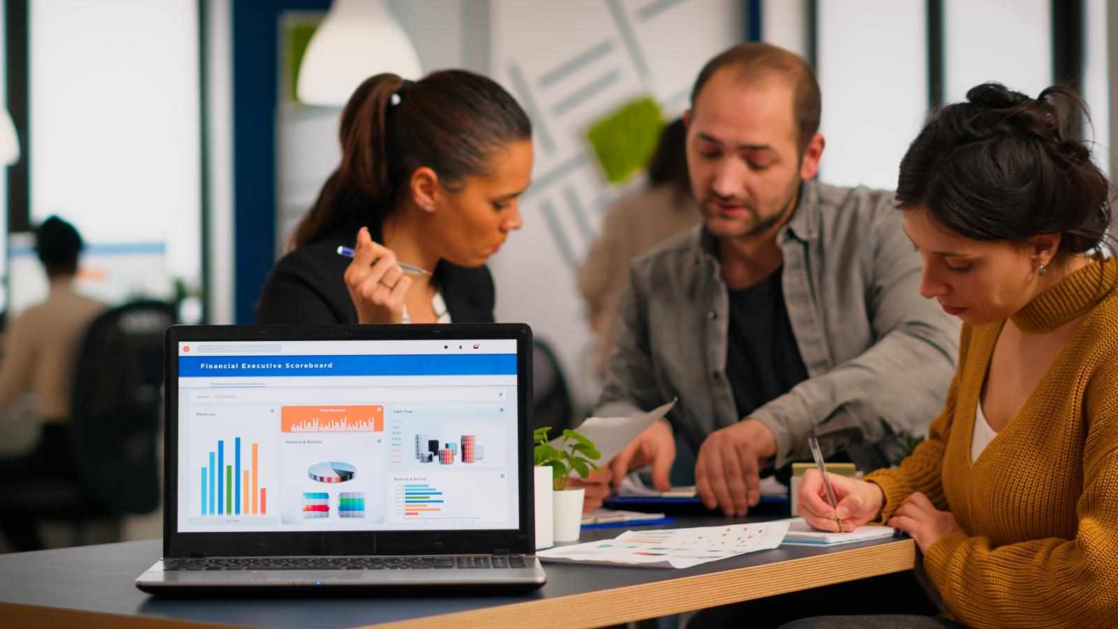 Is Hiring a Paid Marketing Agency in Mississauga the Smartest Move for Your Business?
