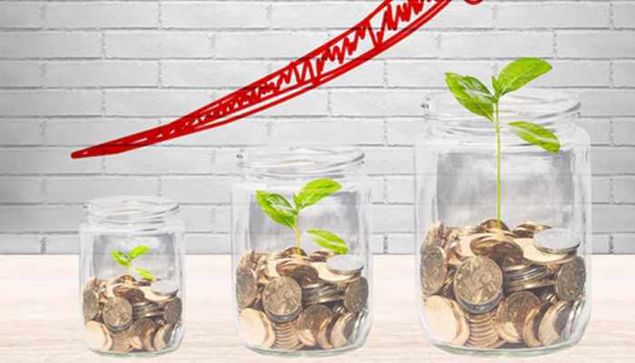 Navigate the feet with money: until he avoids earning