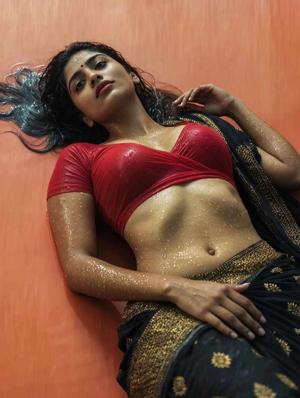 मेरे प्यार भैया.... मेरे सैंया.. चोद दो मेरी चुत को मेरे भाई... आह... 🍆🍑