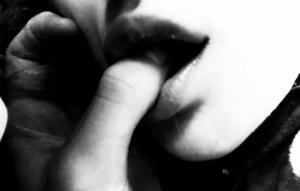 13.  "काव्या की जंगल रिचुअल में एंट्री और मर्दों की गहरी चुदाई।"🔞