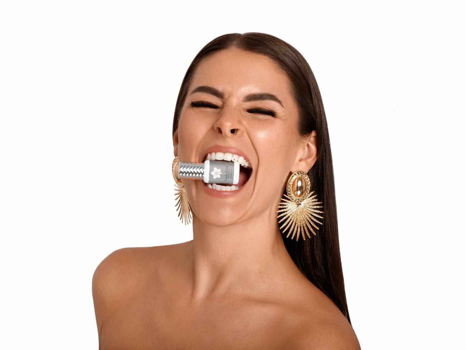 The Secret to Long-Lasting Lashes: Best Lash Adhesive