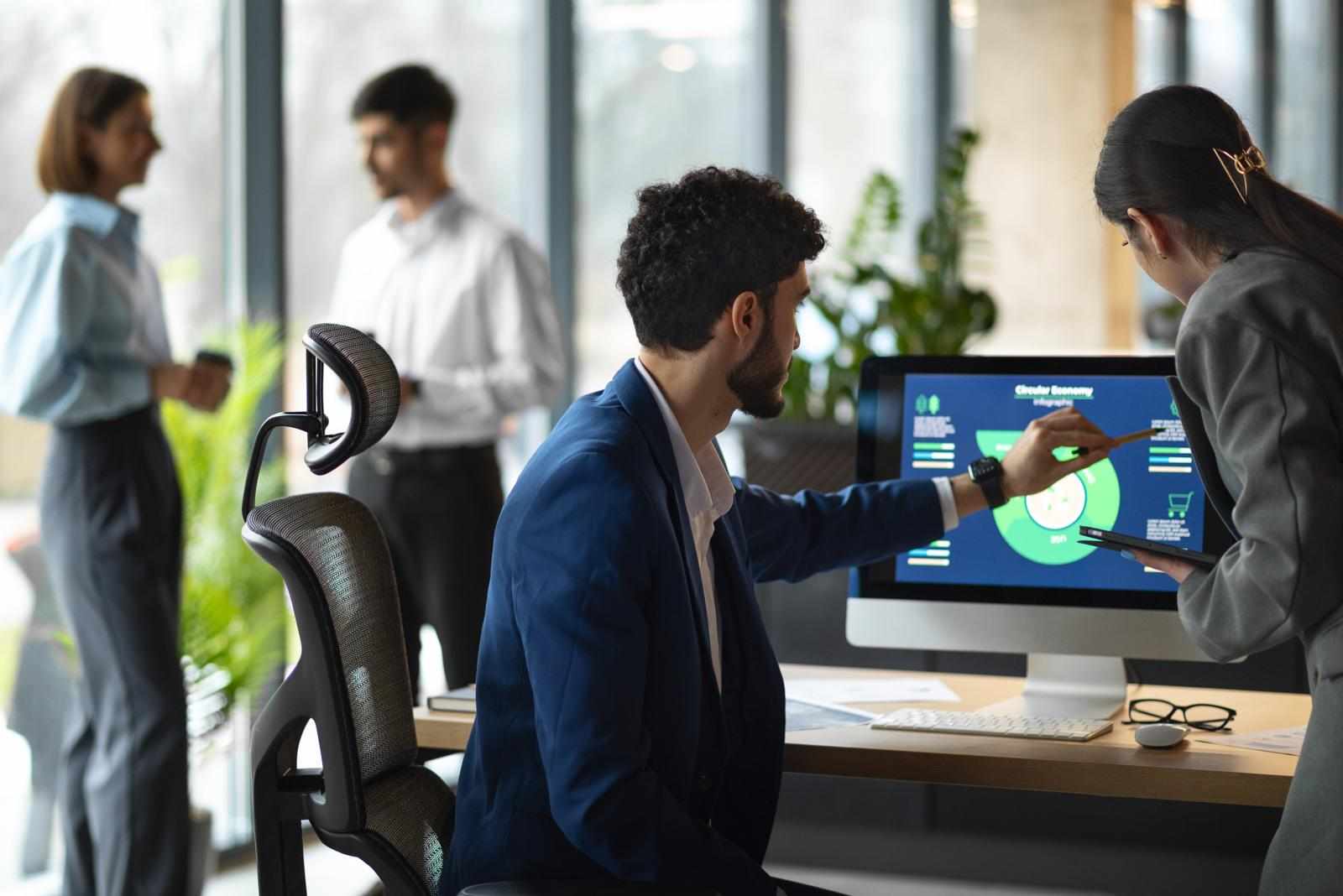 Why Top Canadian Founders Choose Outsourced CFO Services for Rapid Results