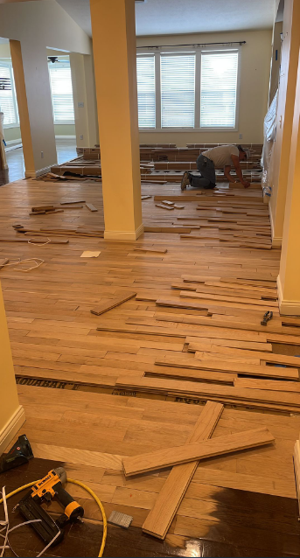 Hardwood Floor Refinishing Indianapolis logo