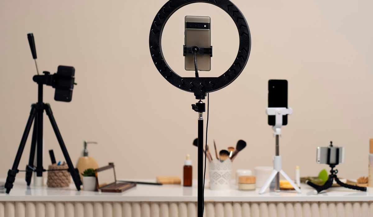 Why Does Product Photography Montreal Boost Ecommerce Sales So Fast?