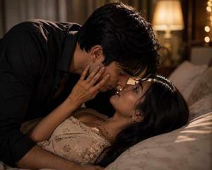 43. Chocolate Kiss 💋 / Intense Closeness