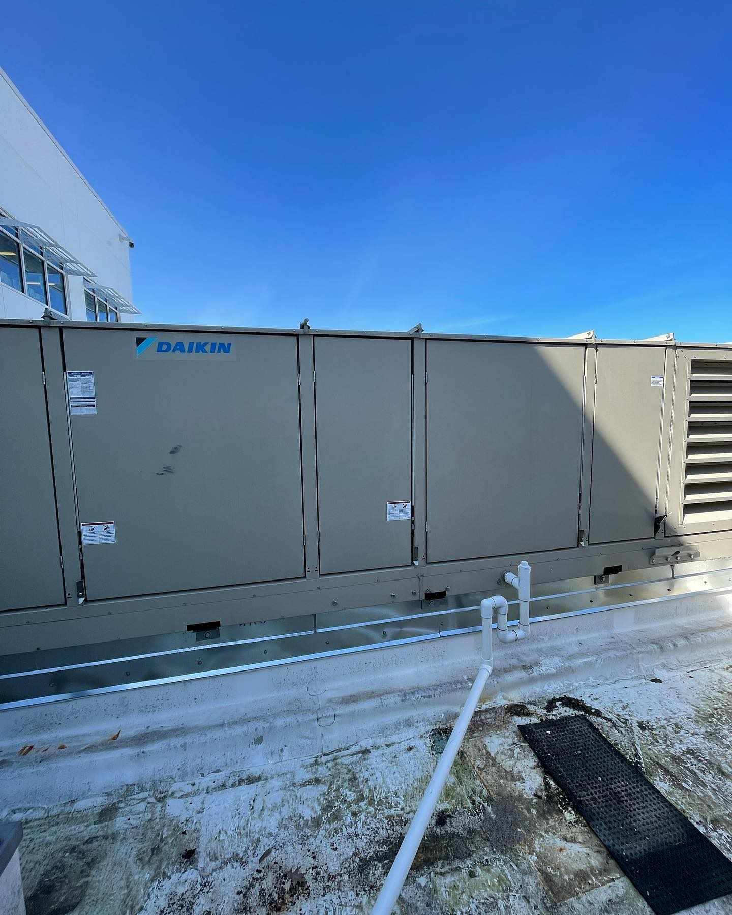 High-performance Daikin commercial HVAC coils for efficiency and reliability