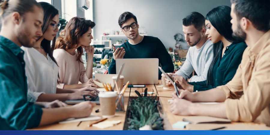 Papel del Liderazgo Grupal en el Desarrollo de las Diez Dimensiones del Crecimiento Individual y Colectivo