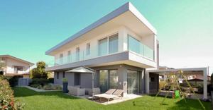 The Rise of "Smart Senior Living" in Italy: How Technology is Revolutionizing Elder Care at Home