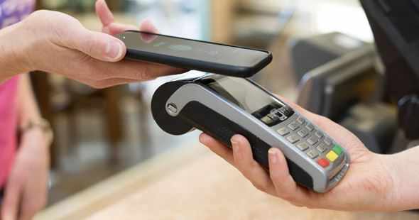 Card Terminals vs Mobile Payments: What to Choose?