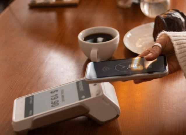 Mobile Card Machine for Small Business: Setup & Benefits